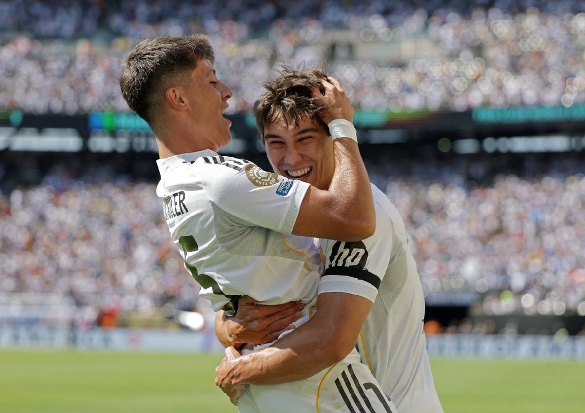 [Subscription Customers Only] Jul 5, 2025; East Rutherford, New Jersey, USA; Real Madrid CF forward Gonzalo Garcia (30) celebrates scoring their first goal with midfielder Arda Guler (15) during a quarterfinal match of the 2025 FIFA Club World Cup at MetLife Stadium. Mandatory Credit: Jeenah Moon-Reuters via Imagn Images