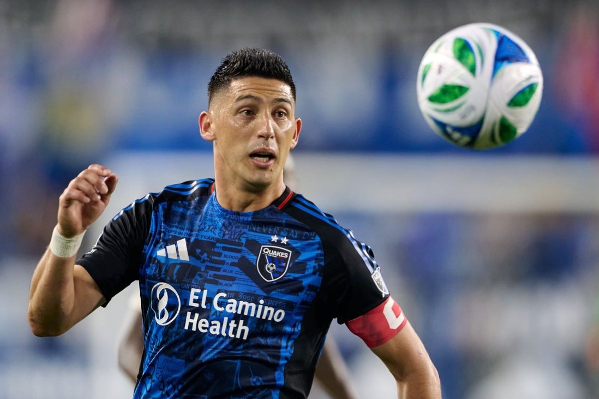 Jul 5, 2025; San Jose, California, USA; San Jose Earthquakes forward Cristian Espinoza (10) plays the ball against the New York Red Bulls during the second half at PayPal Park. Mandatory Credit: Robert Edwards-Imagn Images