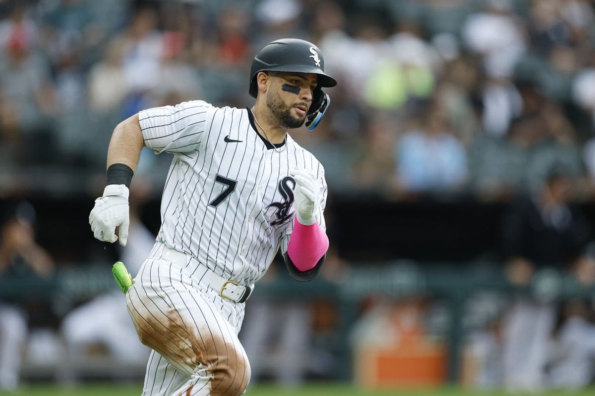 Jul 9, 2025; Chicago, Illinois, USA; Chicago White Sox catcher Edgar Quero (7) runs after hitting an RBI-double against the Toronto Blue Jays during the fourth inning at Rate Field. Mandatory Credit: Kamil Krzaczynski-Imagn Images