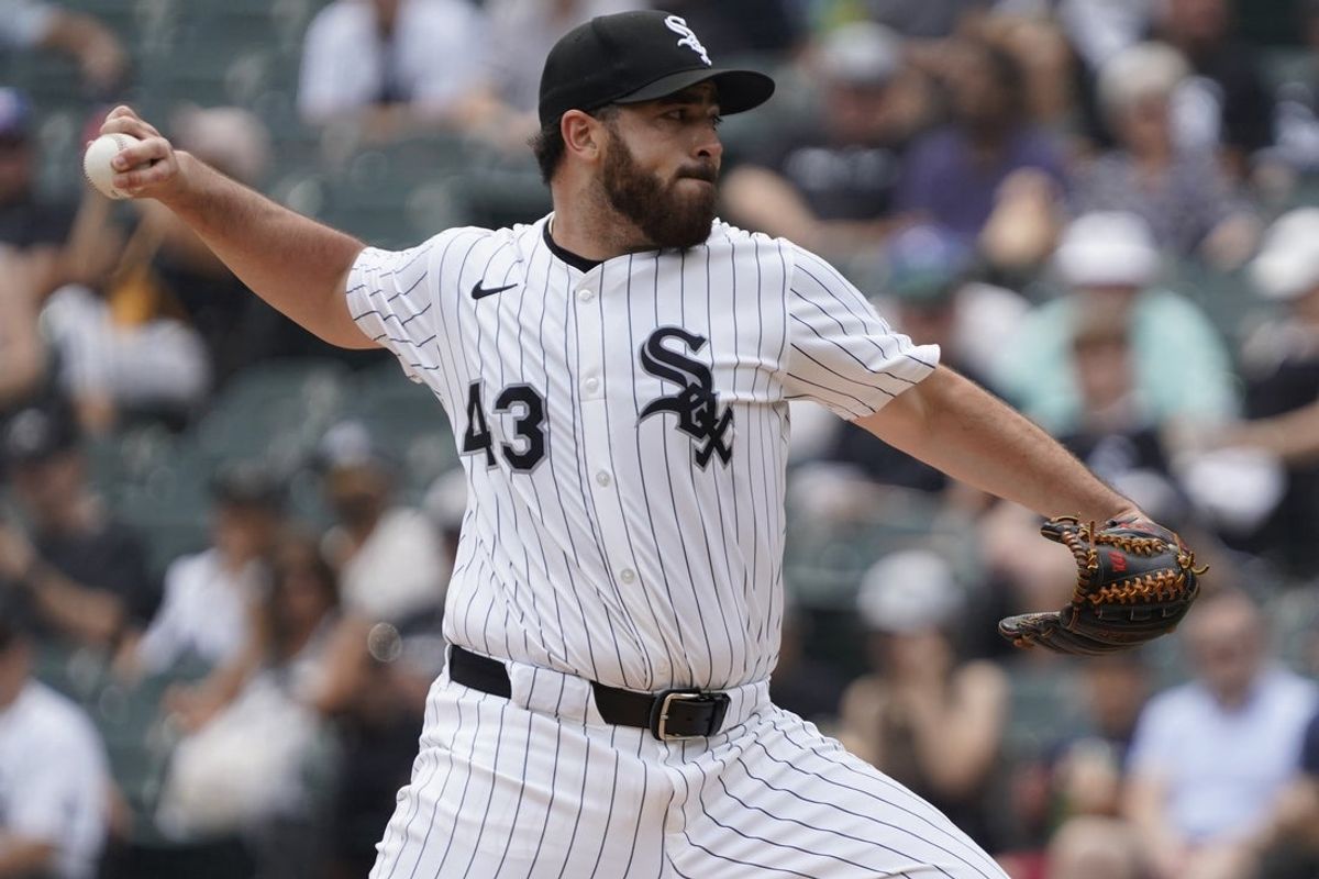 Jul 13, 2025; Chicago, Illinois, USA; Chicago White Sox pitcher Aaron Civale (43) throws the ball against the Cleveland Guardians during the first inning at Rate Field. Mandatory Credit: David Banks-Imagn Images