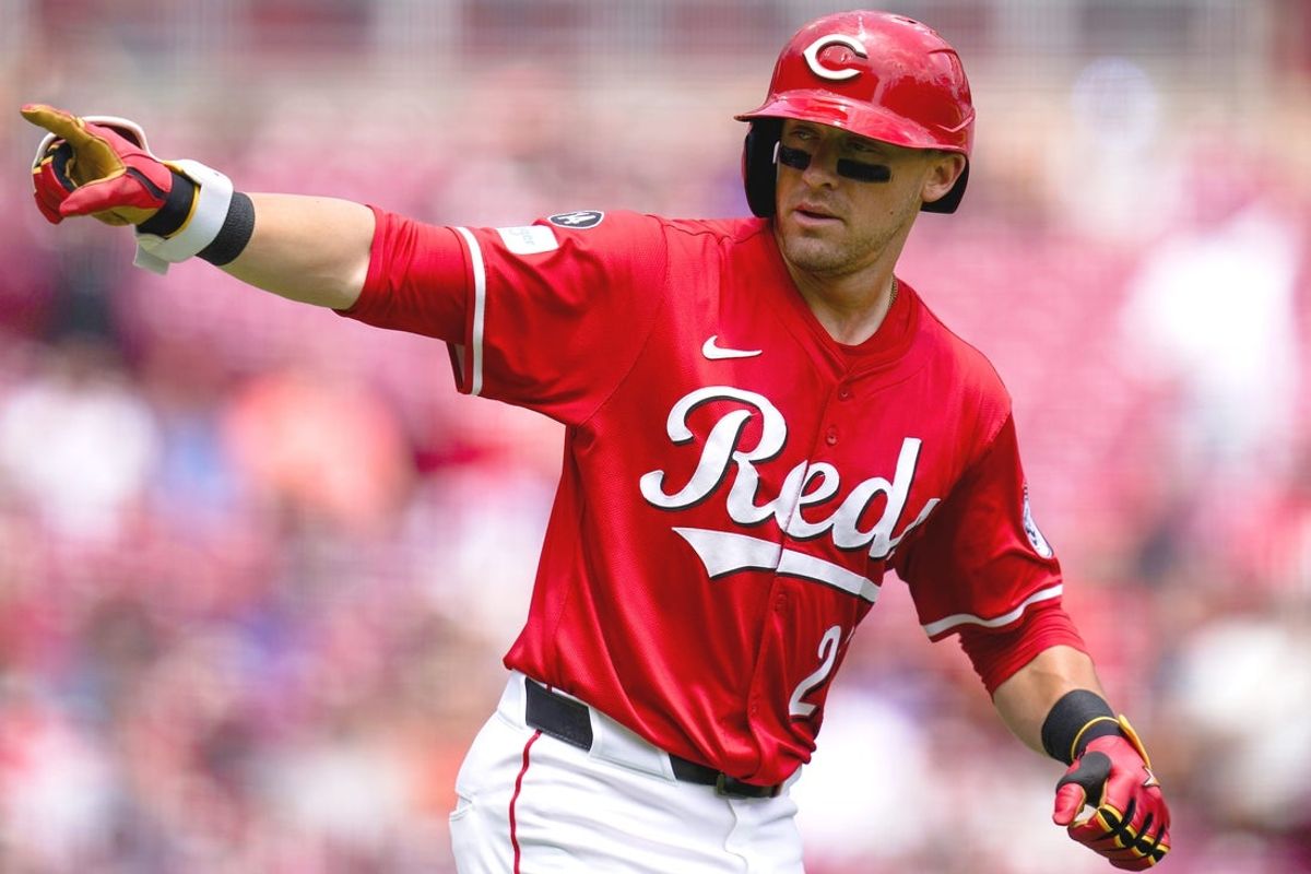Cincinnati Reds outfielder TJ Friedl (29) gestures to the crowd while running the bases after hitting a home run in the first inning of a MLB game between the Cincinnati Reds and Colorado Rockies, Sunday, July 13, 2025, at Great American Ball Park in Downtown Cincinnati.
