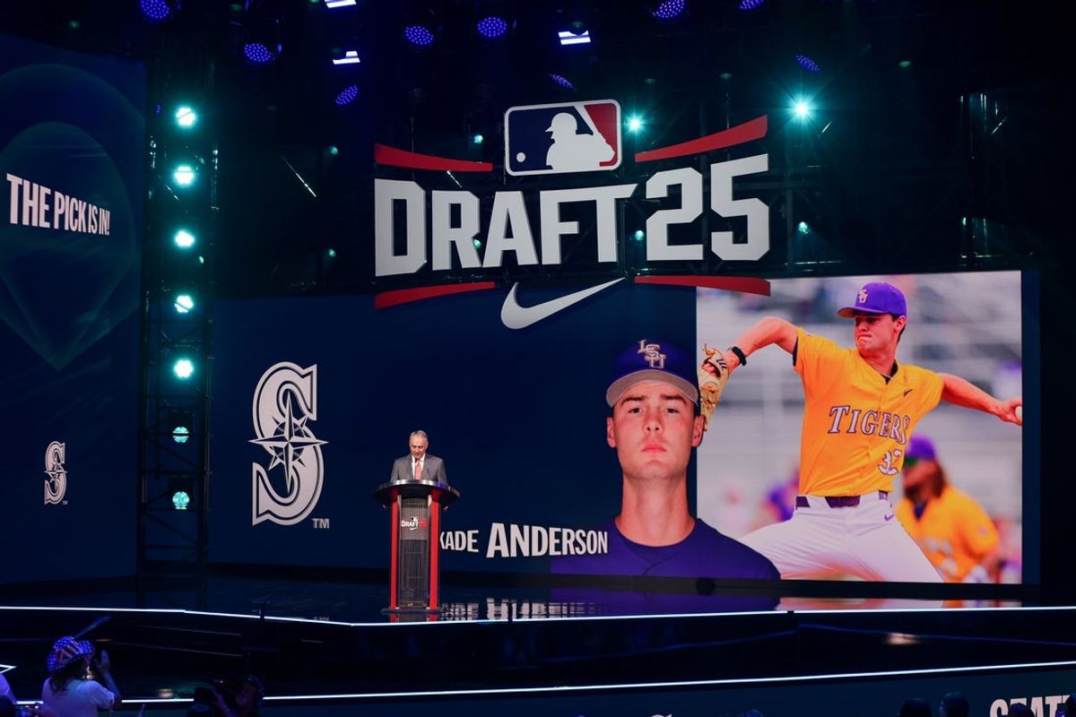 Jul 13, 2025; Atlanta, GA, USA; Kade Anderson is drafted by the Seattle Mariners with the third pick during the first round of the MLB Draft at The Coca-Cola Roxy. Mandatory Credit: Brett Davis-Imagn Images