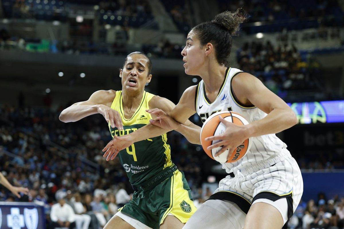 Jul 24, 2025; Chicago, Illinois, USA; Chicago Sky guard Kia Nurse (11) drives to the basket against Seattle Storm guard Skylar Diggins (4) during the first half at Wintrust Arena. Mandatory Credit: Kamil Krzaczynski-Imagn Images