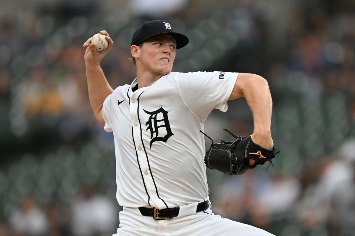Jul 28, 2025; Detroit, Michigan, USA; Detroit Tigers starting pitcher Troy Melton (52) throws a pitch against the Arizona Diamondbacks in the first inning at Comerica Park. Mandatory Credit: Lon Horwedel-Imagn Images