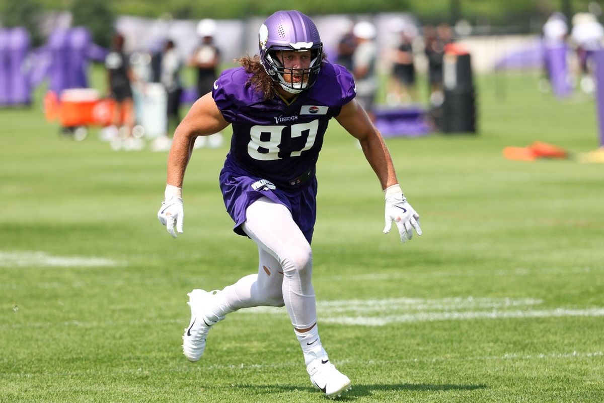 Jul 29, 2025; Eagan, MN, USA; Minnesota Vikings tight end T.J. Hockenson (87) takes part in drills during the teams training camp at the Minnesota Vikings Training Facility. Mandatory Credit: Matt Krohn-Imagn Images