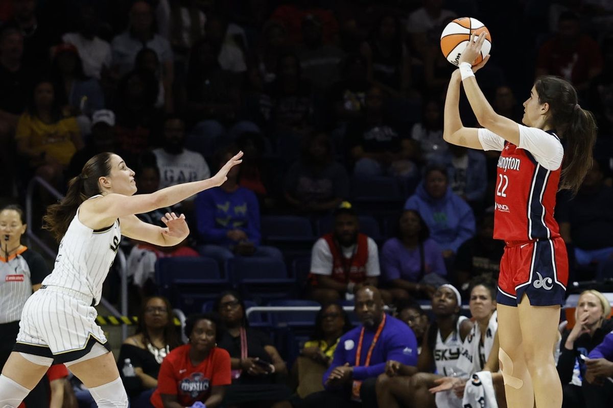 Jul 29, 2025; Washington, District of Columbia, USA; Washington Mystics guard Sonia Citron (22) shoots over Chicago Sky guard Rebecca Allen (9) in the first half at CareFirst Arena. Mandatory Credit: Geoff Burke-Imagn Images