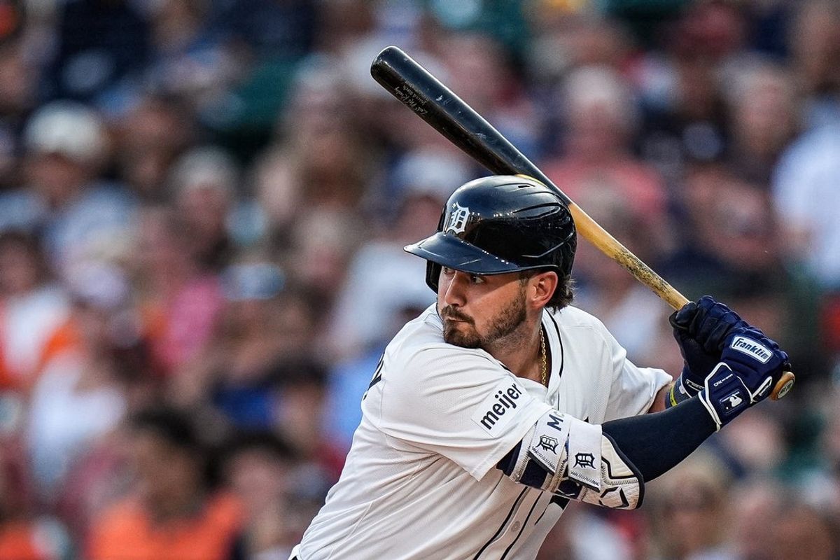 Detroit Tigers short stop Zach McKinstry (39) bats against Arizona Diamondbacks during the fourth inning at Comerica Park in Detroit on Tuesday, July 29, 2025.