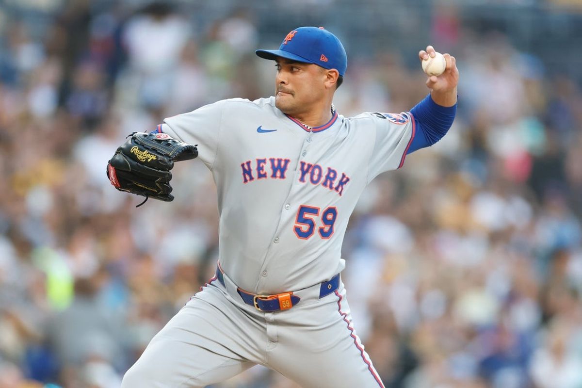 Jul 29, 2025; San Diego, California, USA; New York Mets starting pitcher Sean Manaea (59) throws a pitch during the first inning against the San Diego Padres at Petco Park. Mandatory Credit: David Frerker-Imagn Images