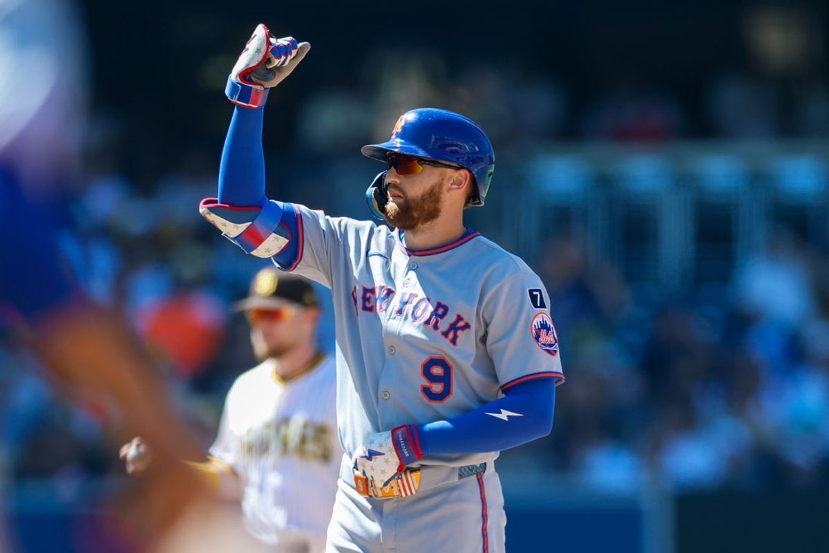 Jul 30, 2025; San Diego, California, USA; New York Mets left fielder Brandon Nimmo (9) celebrates after hitting a double during the ninth inning against the San Diego Padres at Petco Park. Mandatory Credit: David Frerker-Imagn Images