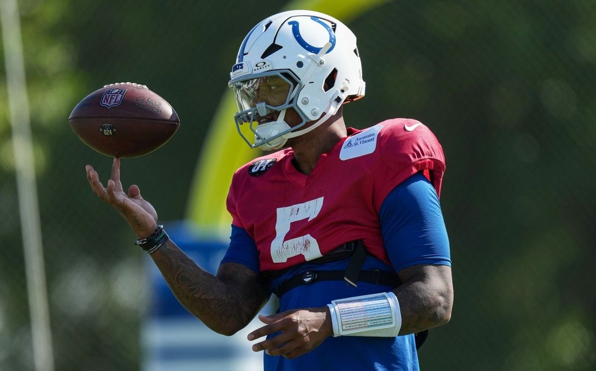 Indianapolis Colts quarterback Anthony Richardson Sr. (5) spins the ball on his finger Sunday, Aug. 3, 2025, during Indianapolis Colts Training Camp at Grand Park in Westfield.