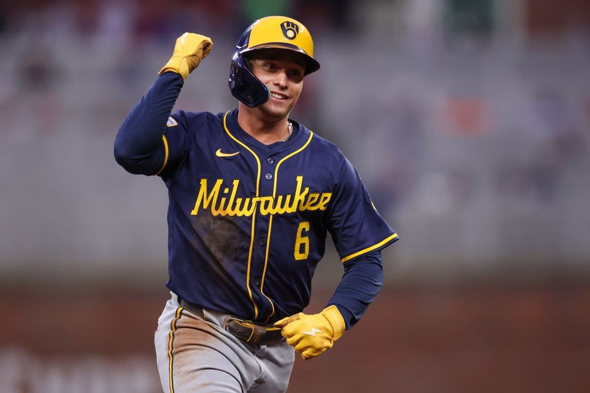 Aug 4, 2025; Atlanta, Georgia, USA; Milwaukee Brewers left fielder Isaac Collins (6) celebrates after a three-run home run against the Atlanta Braves in the fourth inning at Truist Park. Mandatory Credit: Brett Davis-Imagn Images