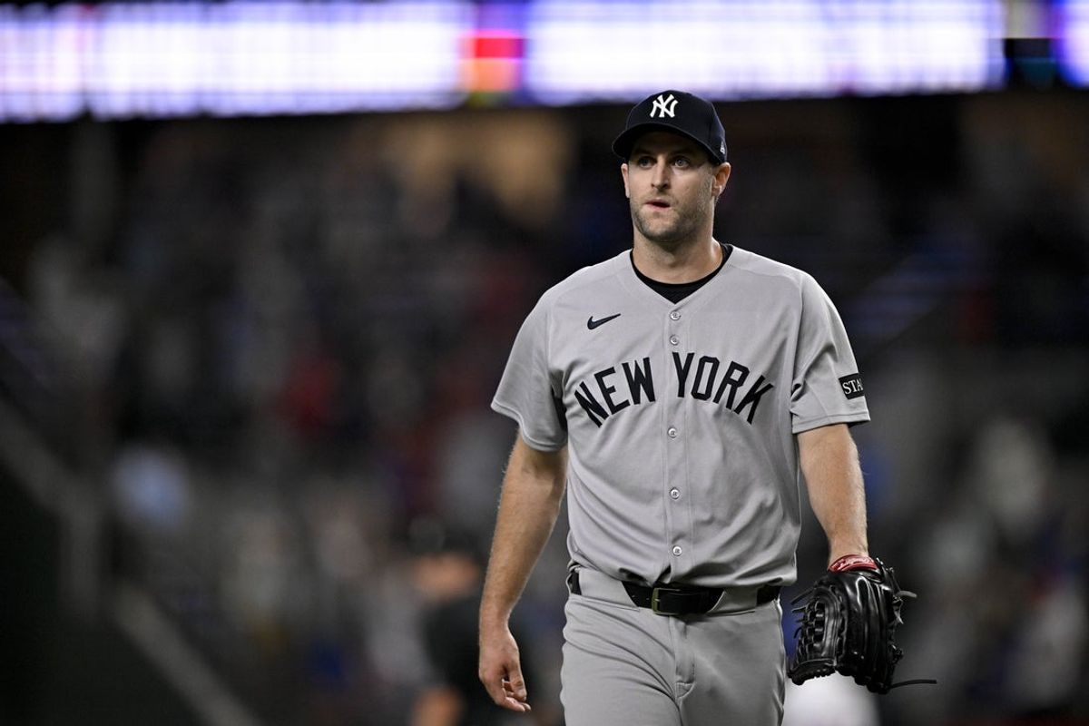 Aug 4, 2025; Arlington, Texas, USA; New York Yankees relief pitcher Jake Bird (59) walks off the field after he gives up the game winning home run to Texas Rangers designated hitter Josh Jung (not pictured) during the tenth inning at Globe Life Field. Mandatory Credit: Jerome Miron-Imagn Images