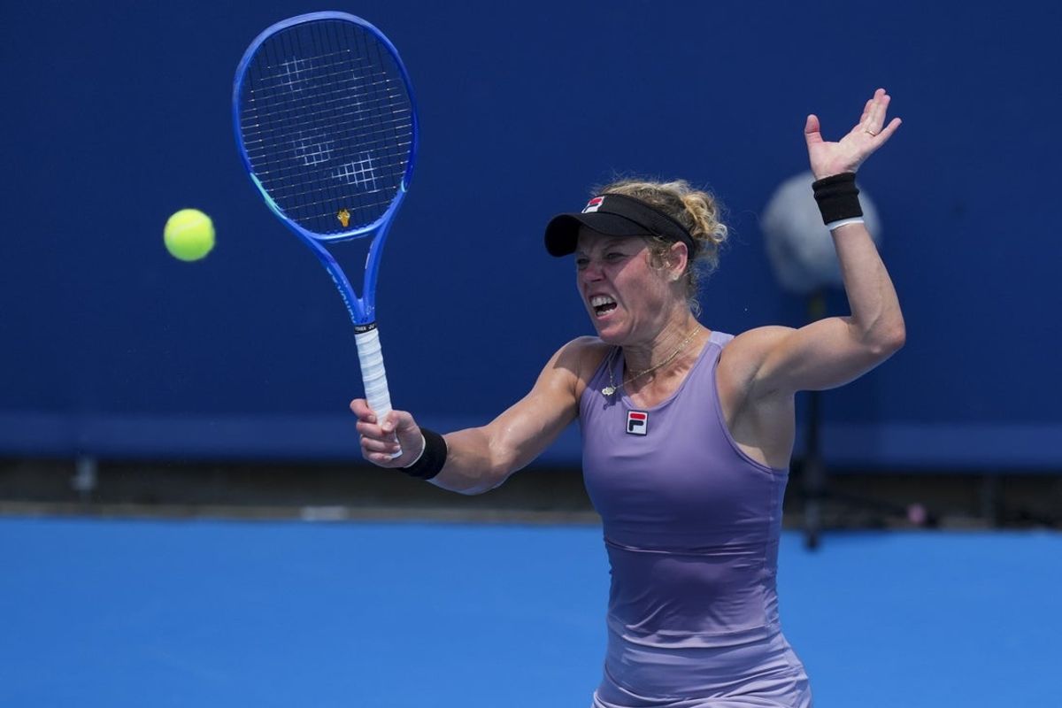 Aug 7, 2025; Cincinnati, OH, USA; Laura Siegemund (GER) returns a shot against Anastasia Potapova (RUS) during the Cincinnati Open at the Lindner Family Tennis Center. Mandatory Credit: Aaron Doster-Imagn Images