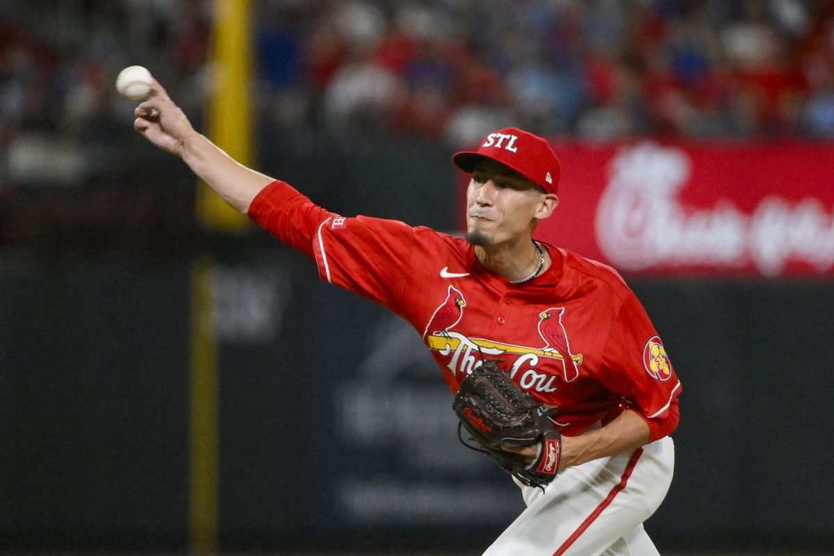 Aug 8, 2025; St. Louis, Missouri, USA;  St. Louis Cardinals relief pitcher Riley O'Brien (55) pitches against the Chicago Cubs during the ninth inning at Busch Stadium. Mandatory Credit: Jeff Curry-Imagn Images