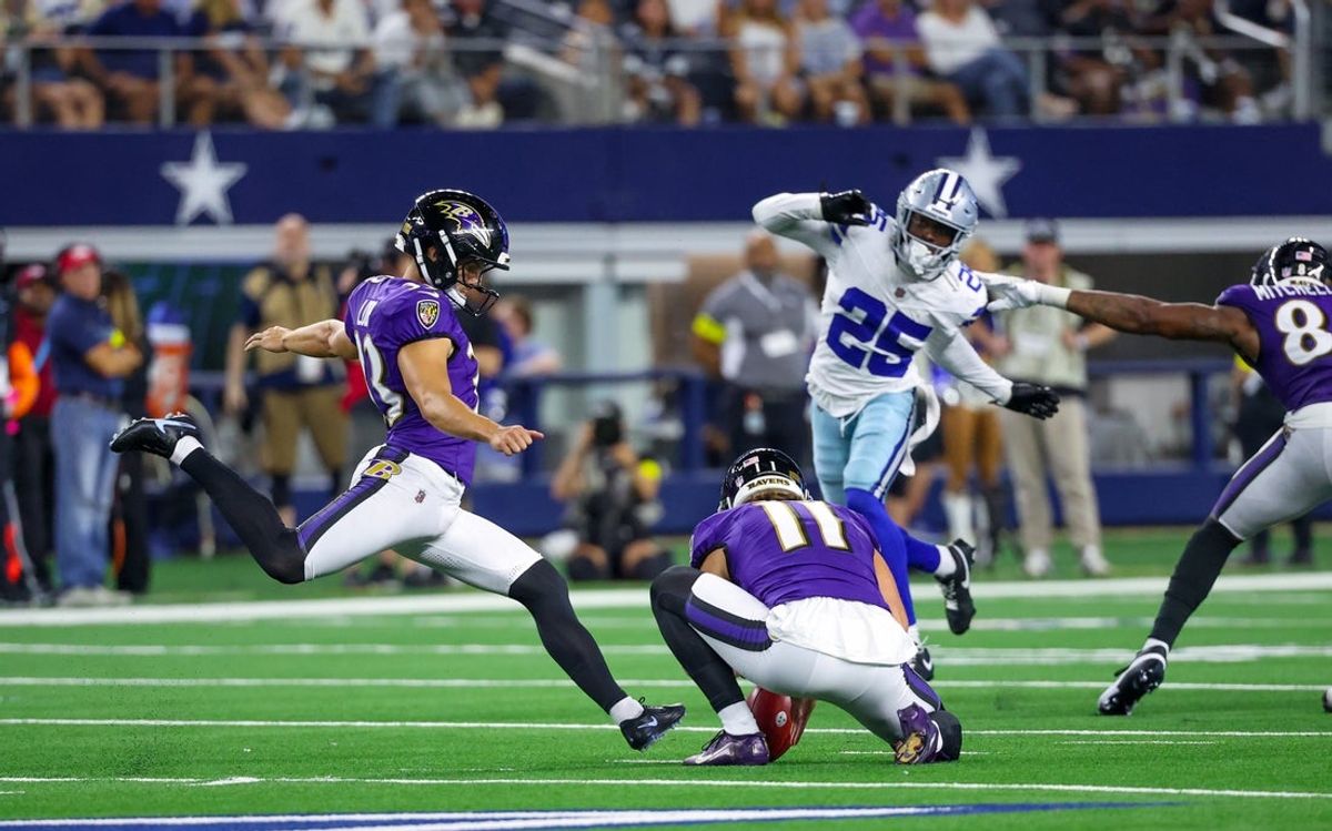 Aug 16, 2025; Arlington, Texas, USA;  Baltimore Ravens place kicker Tyler Loop (33) kicks a field goal during the second half against the Dallas Cowboys at AT&T Stadium. Mandatory Credit: Kevin Jairaj-Imagn Images