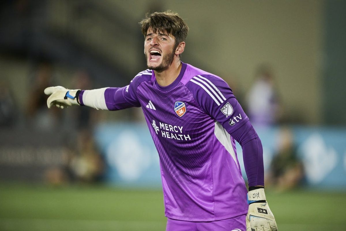 Aug 16, 2025; Portland, Oregon, USA; FC Cincinnati goalkeeper Roman Celentano (18) instructs teammates during the second half against the Portland Timbers at Providence Park. Mandatory Credit: Troy Wayrynen-Imagn Images