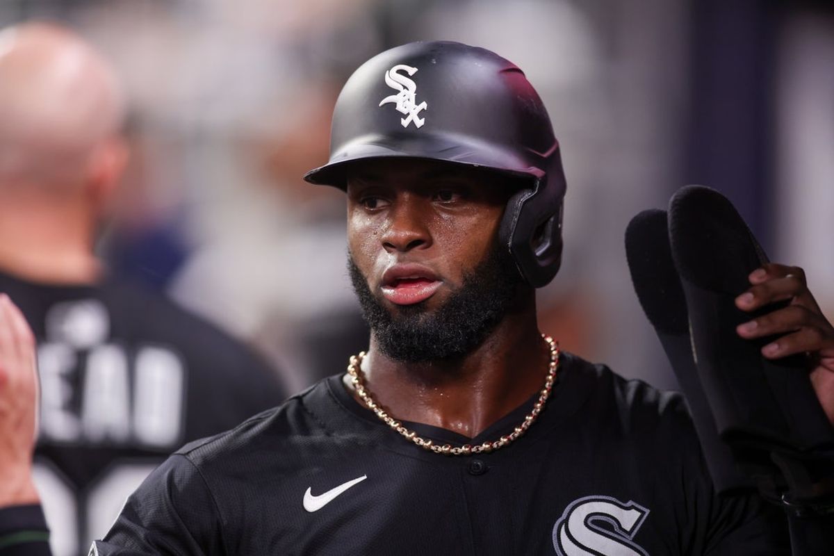Aug 18, 2025; Atlanta, Georgia, USA; Chicago White Sox center fielder Luis Robert Jr. (88) celebrates with teammates after scoring a run against the Atlanta Braves in the eighth inning at Truist Park. Mandatory Credit: Brett Davis-Imagn Images