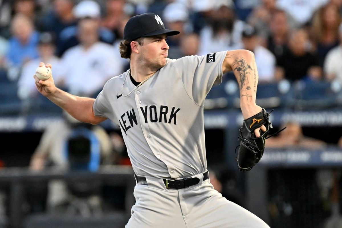 Aug 20, 2025; St. Petersburg, Florida, USA; New York Yankees starting pitcher Cam Schlittler (31) throws a pitch in the first inning against the Tampa Bay Rays  at George M. Steinbrenner Field. Mandatory Credit: Jonathan Dyer-Imagn Images