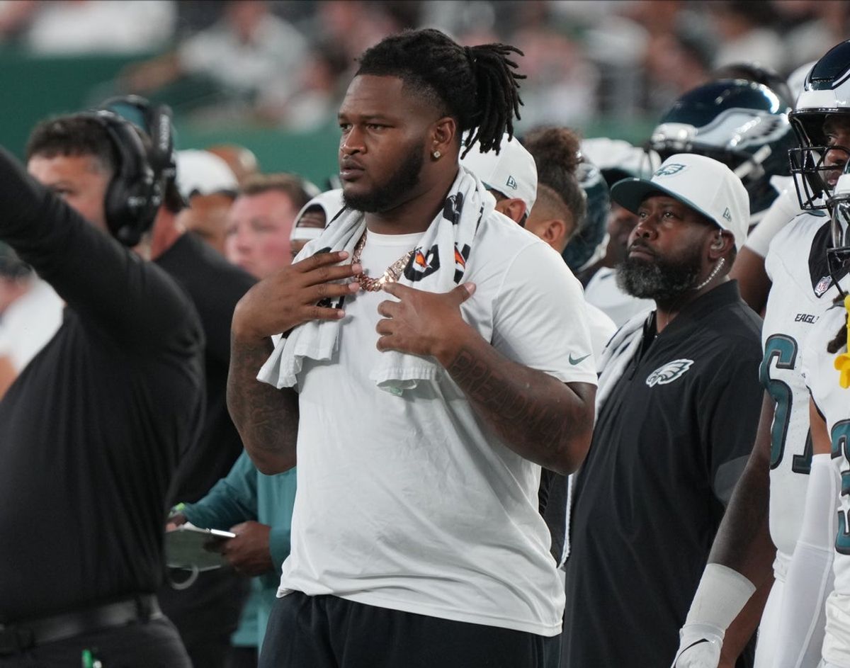 East Rutherford, NJ -- August 22, 2025 -- Jalen Carter of the Eagles on the sidelines in the first half. The Philadelphia Eagles came to MetLife Stadium to play the NY Jets in the final preseason season game.