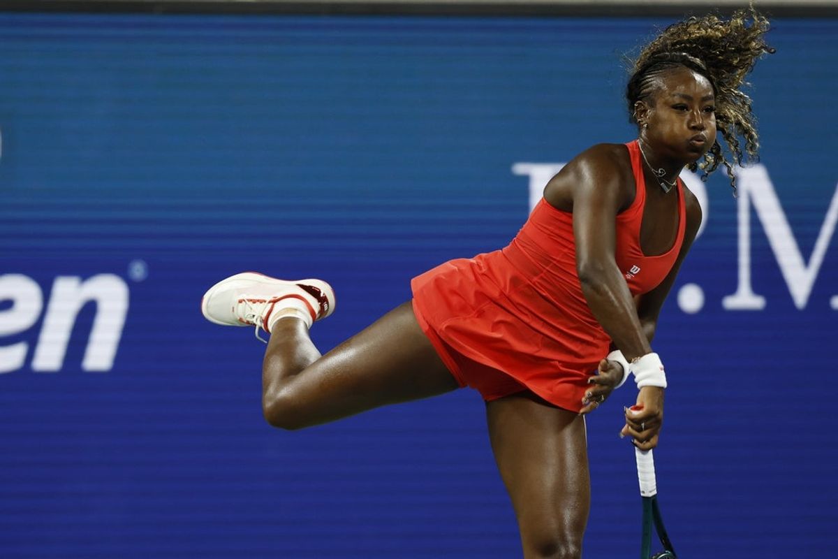 Aug 25, 2025; Flushing, NY, USA; Alycia Parks (USA) serves against Mirra Andreeva (not pictured) on day two of the 2025 US Open tennis tournament at USTA Billie Jean King National Tennis Center. Mandatory Credit: Geoff Burke-Imagn Images