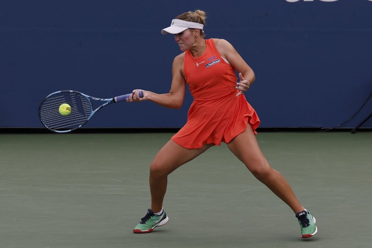 Aug 26, 2025; Flushing, NY, USA; Sofia Kenin (USA) hits a forehand against Ashlyn Krueger (USA) (not pictured) on day three of the 2025 US Open tennis tournament at Billie Jean King USTA National Tennis Center. Mandatory Credit: Geoff Burke-Imagn Images