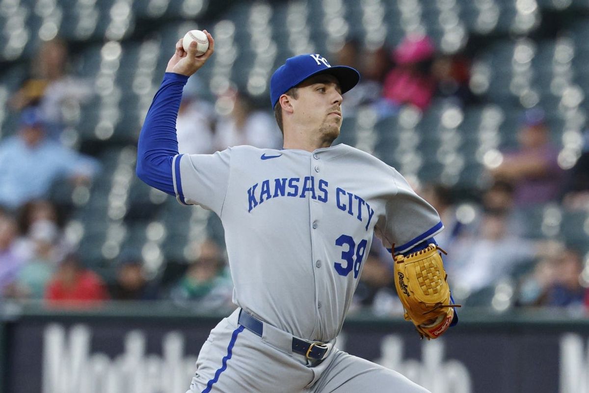 Aug 27, 2025; Chicago, Illinois, USA; Kansas City Royals starting pitcher Ryan Bergert (38) delivers a pitch against the Chicago White Sox during the first inning at Rate Field. Mandatory Credit: Kamil Krzaczynski-Imagn Images