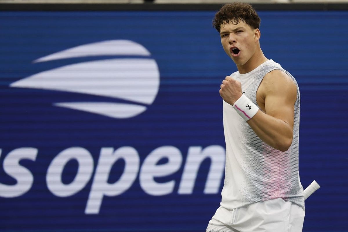 Aug 29, 2025; Flushing, NY, USA; Ben Shelton (USA) celebrates after winning a game against Adrian Mannarino (FRA) (not pictured) on day six of the 2025 US Open tennis tournament at Billie Jean King USTA National Tennis Center. Mandatory Credit: Geoff Burke-Imagn Images