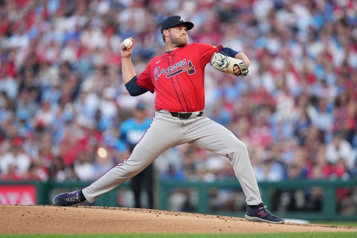 Aug 29, 2025; Philadelphia, Pennsylvania, USA; Atlanta Braves starting pitcher Bryce Elder (55) throws a pitch against the Philadelphia Phillies in the first inning at Citizens Bank Park. Mandatory Credit: Kyle Ross-Imagn Images