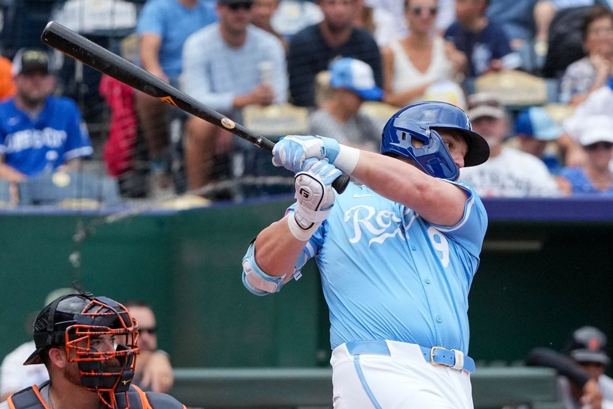 Aug 31, 2025; Kansas City, Missouri, USA; Kansas City Royals first baseman Vinnie Pasquantino (9) hits a single against the Detroit Tigers in the first inning at Kauffman Stadium. Mandatory Credit: Denny Medley-Imagn Images