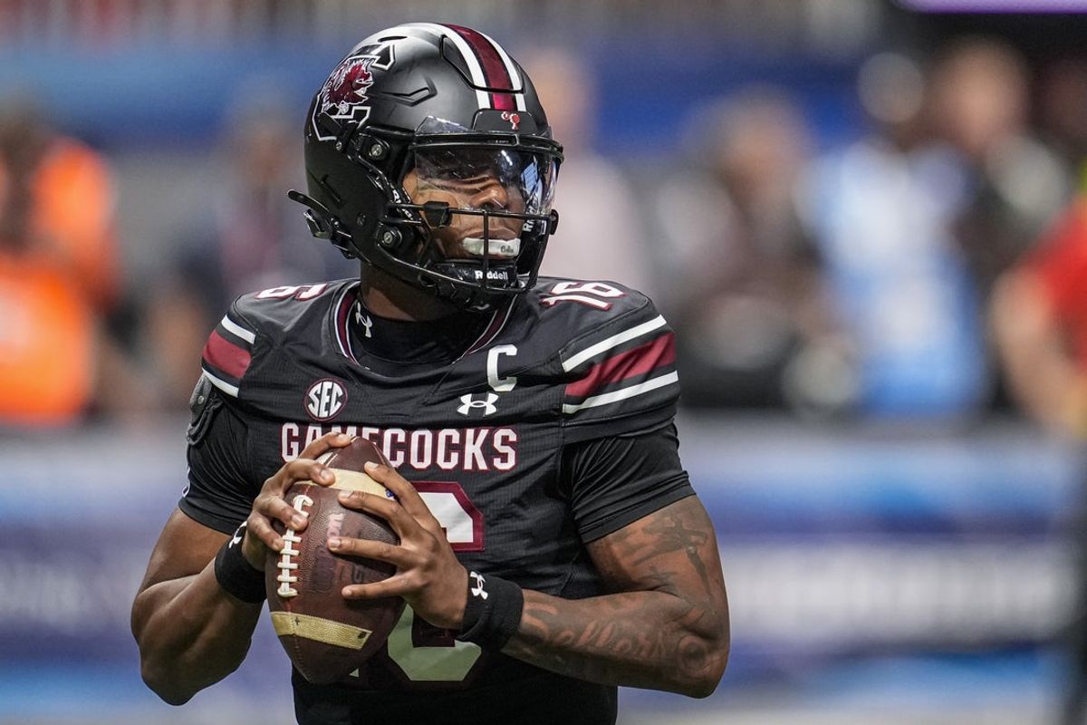 Aug 31, 2025; Atlanta, Georgia, USA; South Carolina Gamecocks quarterback LaNorris Sellers (16) drops back to pass against the Virginia Tech Hokies during the second half at Mercedes-Benz Stadium. Mandatory Credit: Dale Zanine-Imagn Images