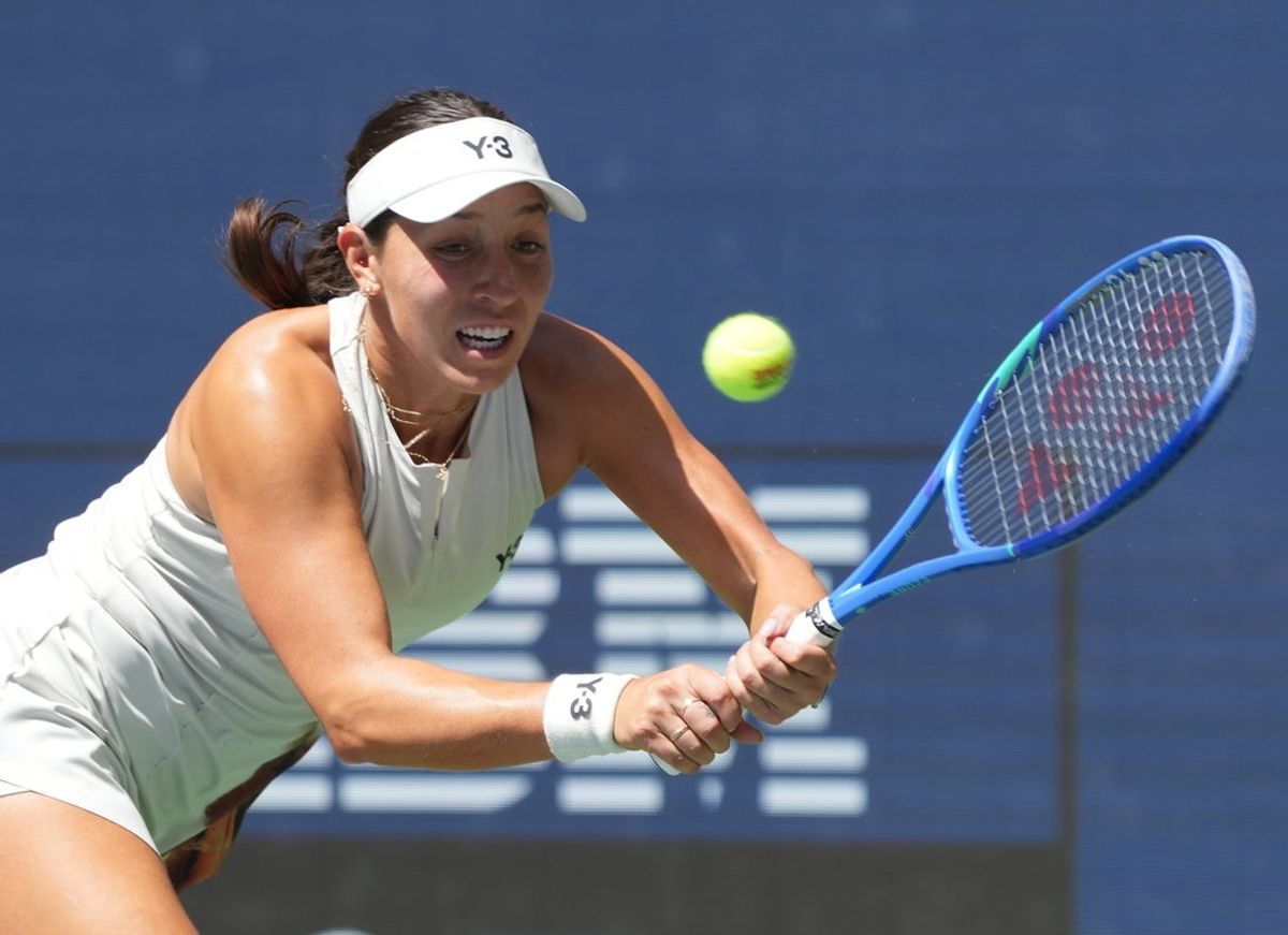 Sep 2, 2025; Flushing, NY, USA;  Jessica Pegula (USA) hits to Barbora Krejcikova (CZE) (not pictured) on day ten of the 2025 U.S. Open tennis tournament at the USTA Billie Jean King National Tennis Center. Mandatory Credit: Robert Deutsch-Imagn Images
