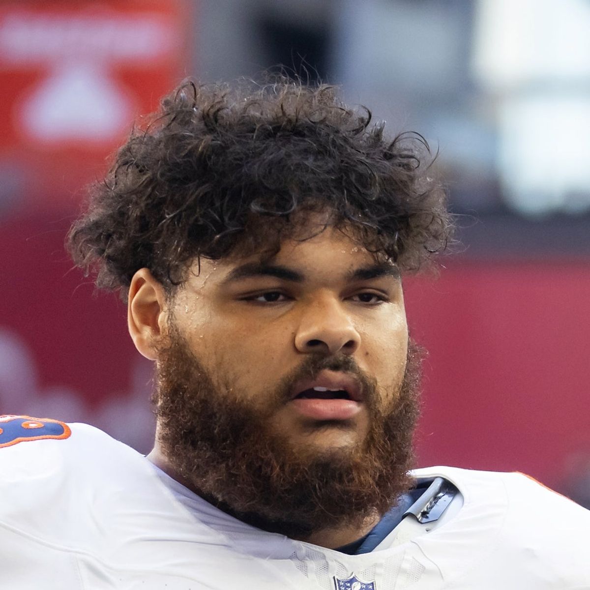 NFL Chicago Bears offensive line Darnell Wright