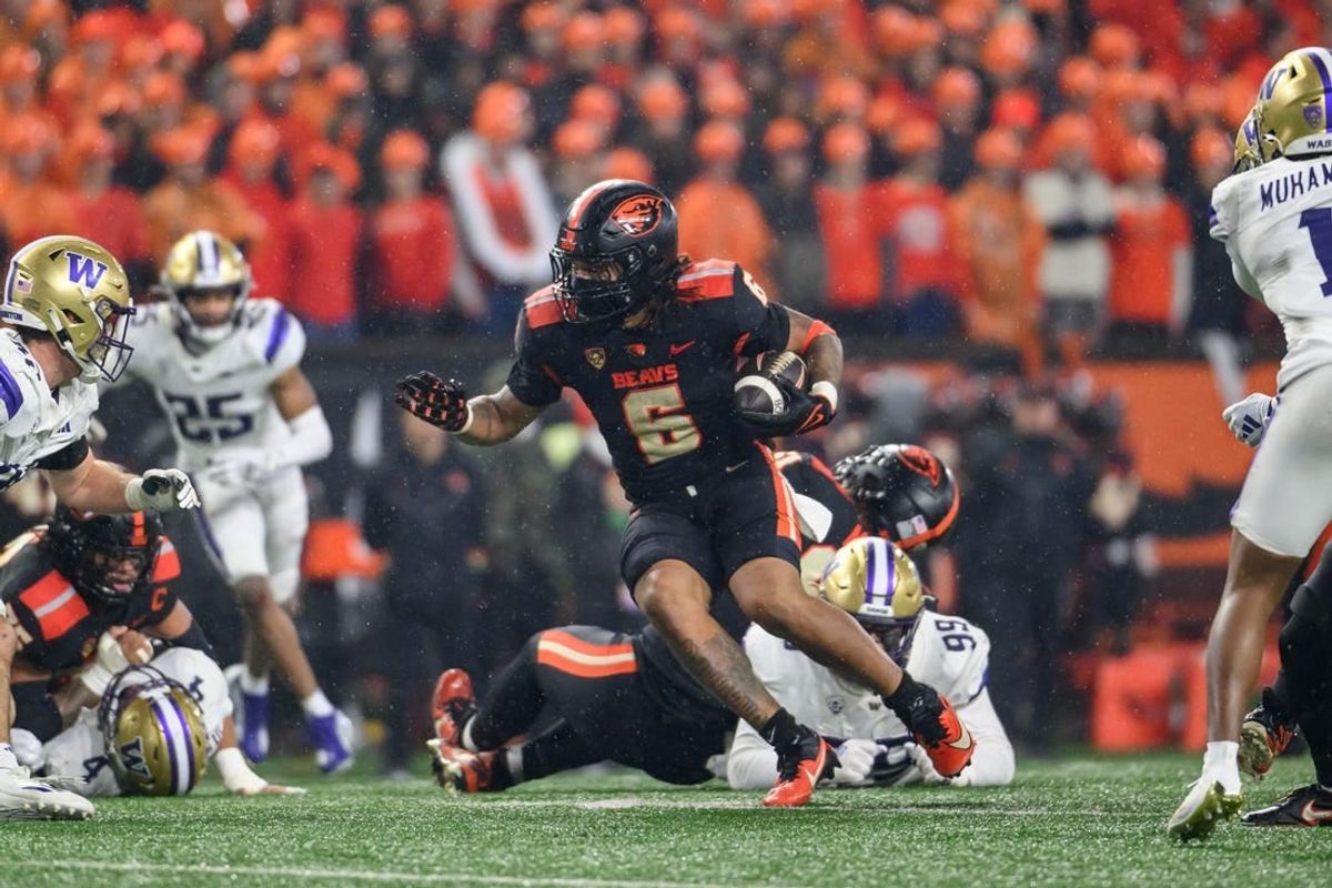 Nov 18, 2023; Corvallis, Oregon, USA; Oregon State Beavers running back Damien Martinez (6) runs the ball during the second half against the Washington Huskies at Reser Stadium.