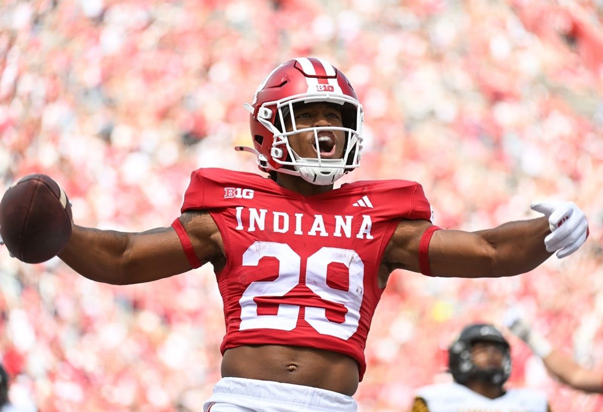 Sep 6, 2025; Bloomington, Indiana, USA; Indiana Hoosiers running back Lee Beebe Jr. (29) celebrates after running for a touchdown during the first half against the Kennesaw State Owls at Memorial Stadium. Mandatory Credit: Robert Goddin-Imagn Images