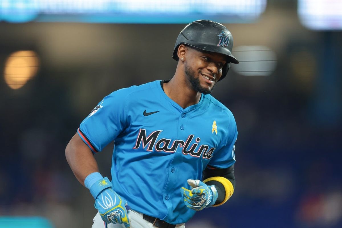 Sep 7, 2025; Miami, Florida, USA; Miami Marlins shortstop Otto Lopez (6) circles the bases after hitting a three-run home run against the Philadelphia Phillies during the first inning at loanDepot Park. Mandatory Credit: Sam Navarro-Imagn Images
