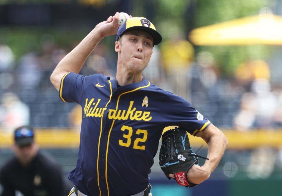 Sep 7, 2025; Pittsburgh, Pennsylvania, USA;  Milwaukee Brewers starting pitcher Jacob Misiorowski (32) delivers a pitch against the Pittsburgh Pirates during the first inning at PNC Park. Mandatory Credit: Charles LeClaire-Imagn Images