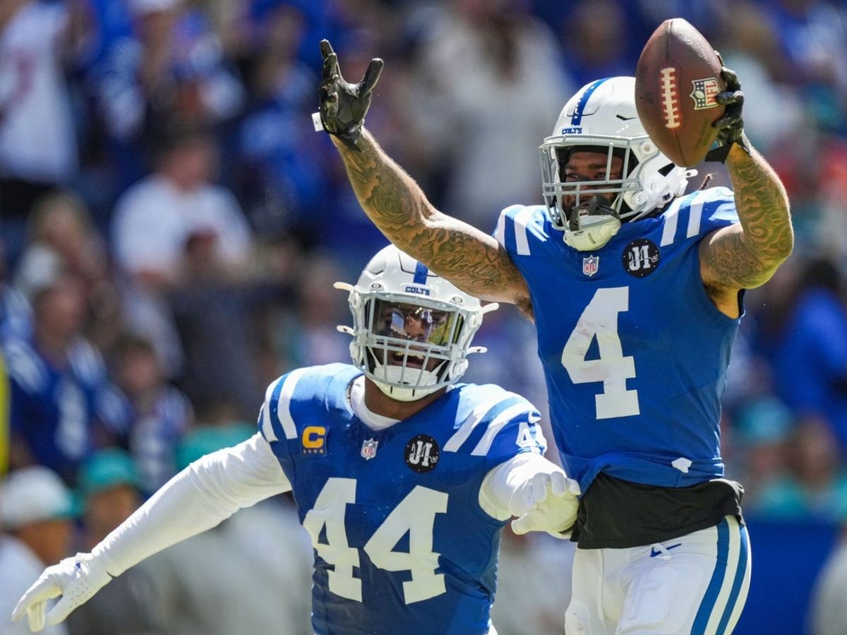 Indianapolis Colts cornerback Xavien Howard (4) celebrates a turnover Sunday, Sept. 7, 2025, during the game at Lucas Oil Stadium in Indianapolis. The Indianapolis Colts defeated the Miami Dolphins, 33-8.