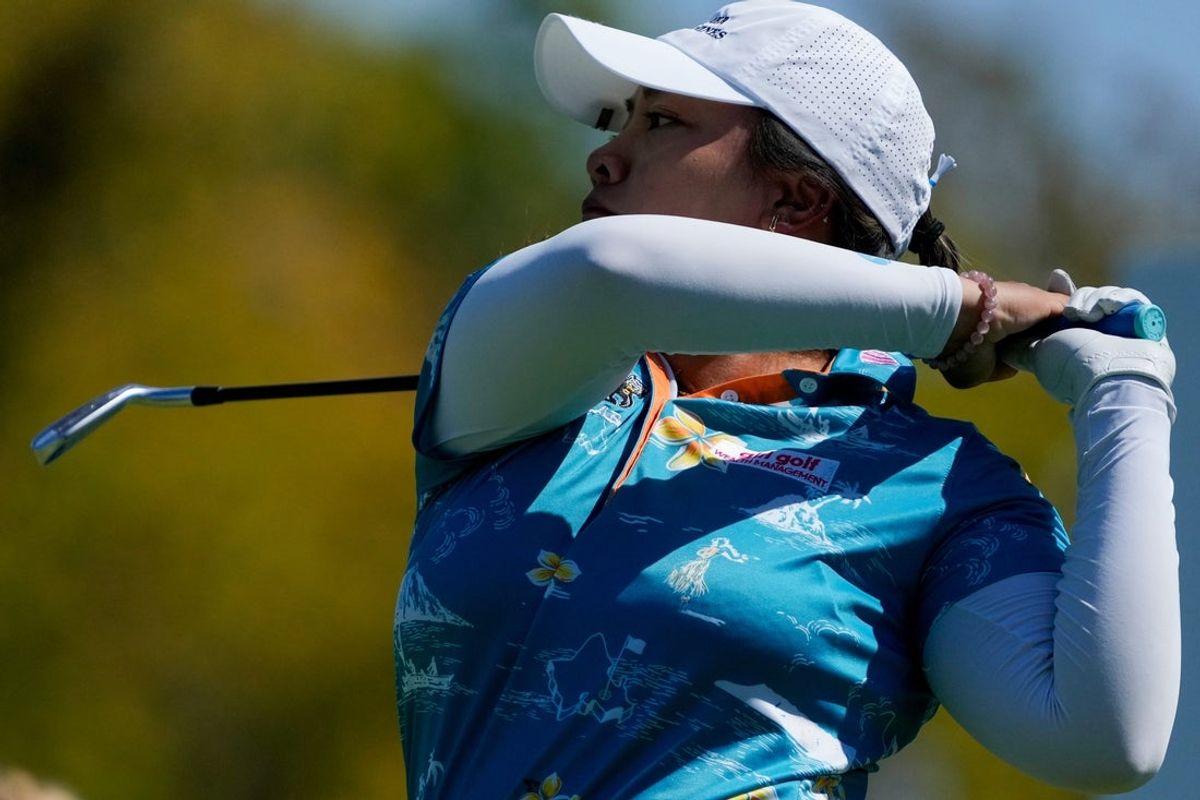 Mariel Galdiano tees off on the 7th hole during the second round of the Kroger Queen City Championship at TPC River's Bend in Maineville, Ohio, on Friday, Sept. 12, 2025.