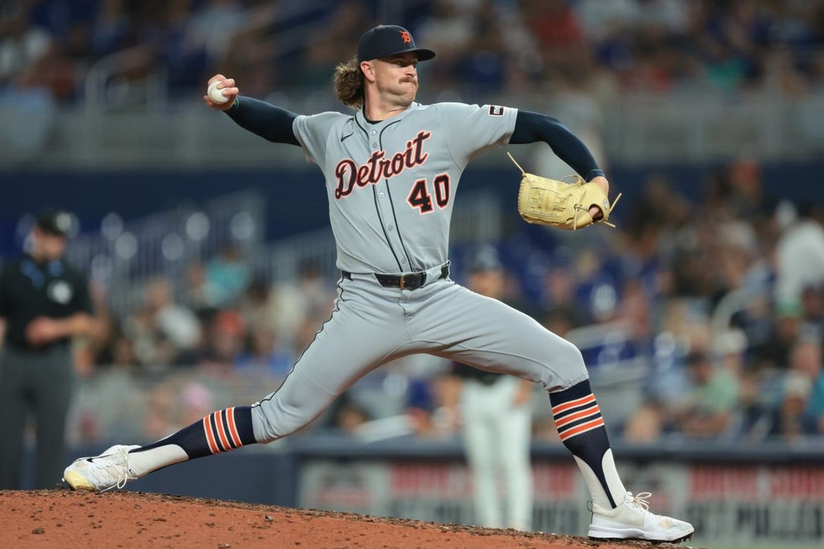 Sep 12, 2025; Miami, Florida, USA; Detroit Tigers relief pitcher Chris Paddack (40) delivers a pitch against the Miami Marlins during the sixth inning at loanDepot Park. Mandatory Credit: Sam Navarro-Imagn Images