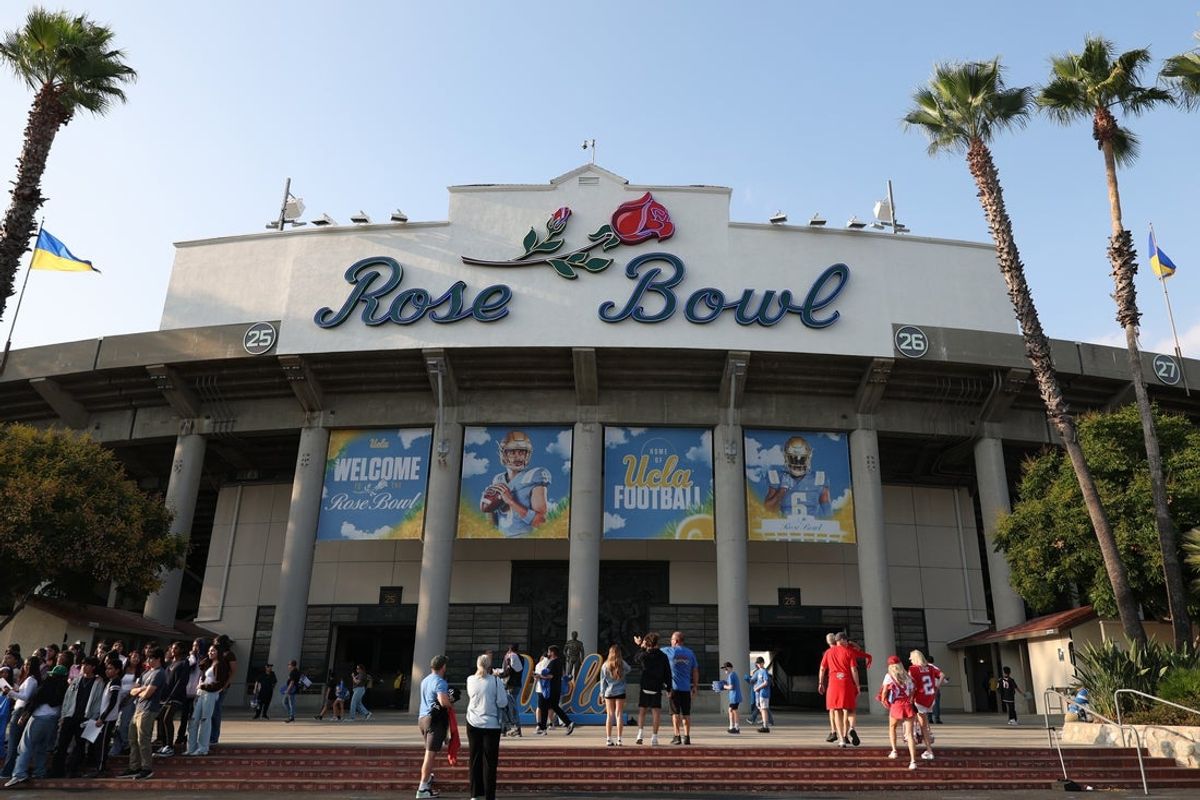 Sep 12, 2025; Pasadena, California, USA;  General view of the stadium before the game between the UCLA Bruins and the New Mexico Lobos at Rose Bowl. Mandatory Credit: Kiyoshi Mio-Imagn Images