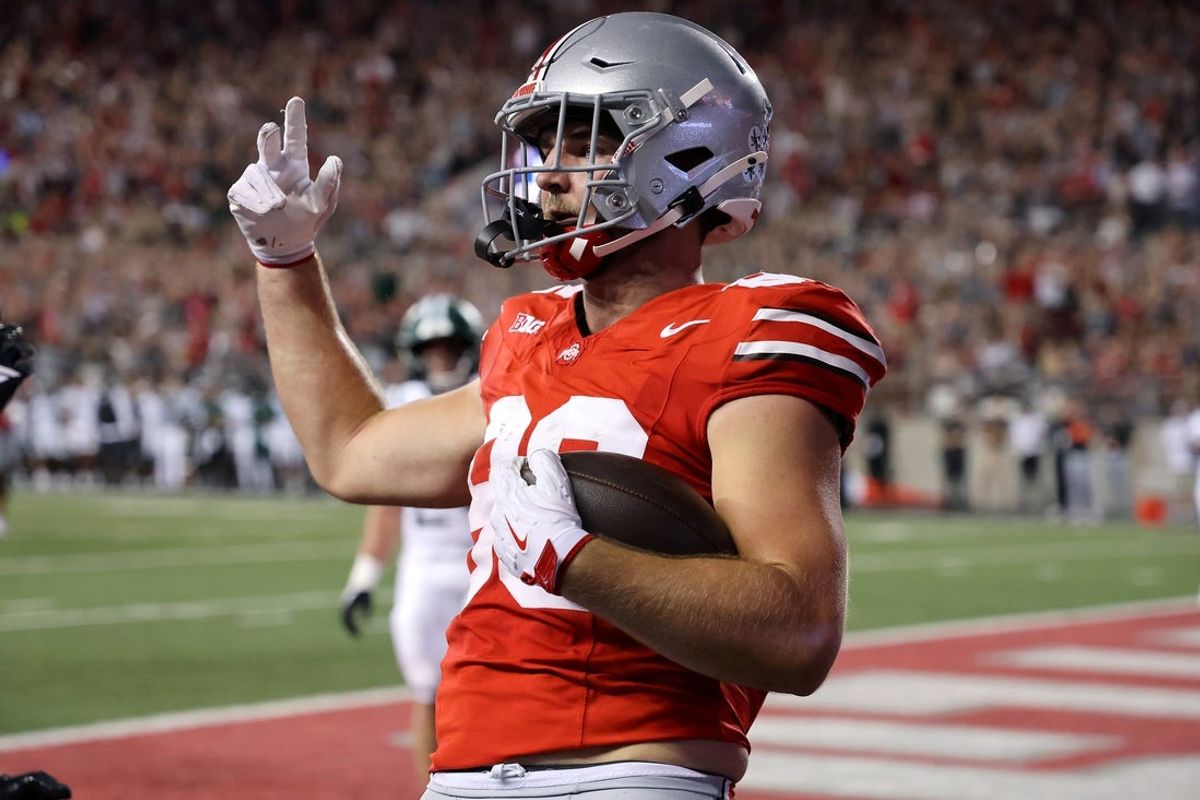 Sep 13, 2025; Columbus, Ohio, USA;  Ohio State Buckeyes tight end Max Klare (86) celebrates his touchdown during the second quarter against the Ohio Bobcats at Ohio Stadium. Mandatory Credit: Joseph Maiorana-Imagn Images