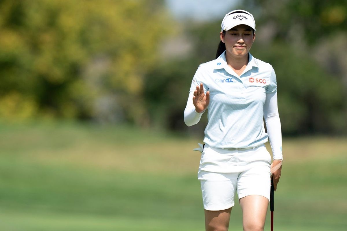 Jeeno Thitikul, of Thailand, reacts to hitting a putt during the Queen City Classic Final Round on Sept. 14, 2025, at TPC River's Bend in Maineville, Ohio.