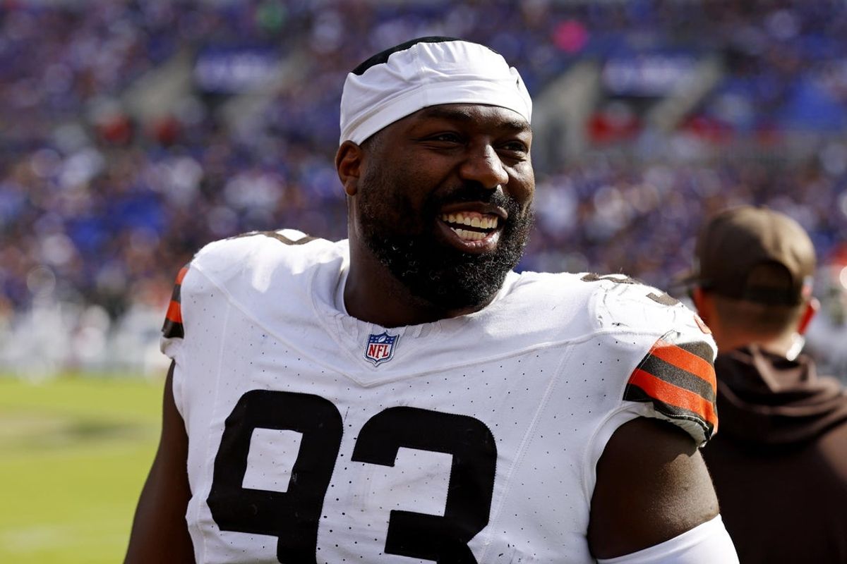 Sep 14, 2025; Baltimore, Maryland, USA; Cleveland Browns defensive tackle Shelby Harris (93) during the game against the Baltimore Ravens at M&T Bank Stadium. Mandatory Credit: Peter Casey-Imagn Images