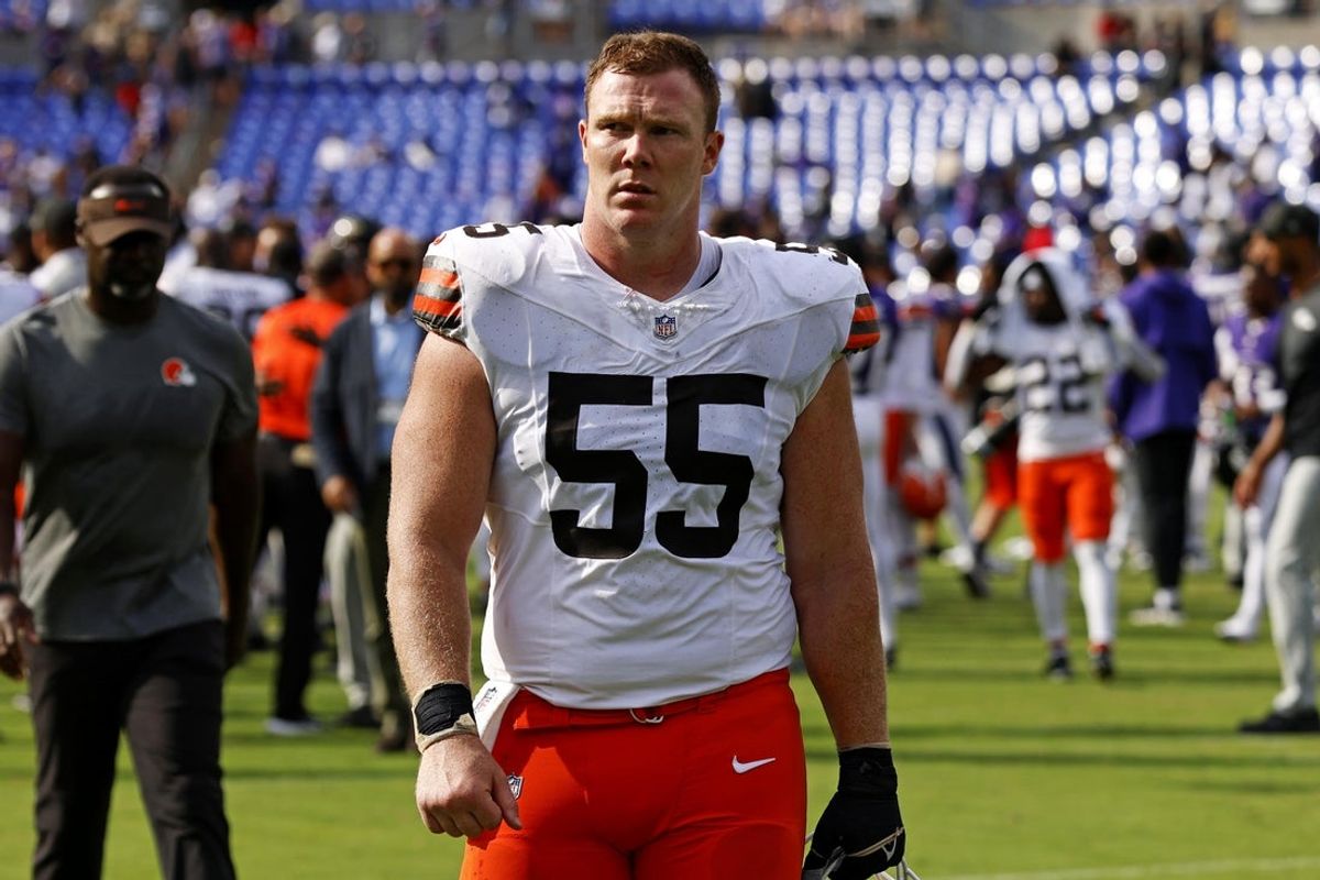 Sep 14, 2025; Baltimore, Maryland, USA; Cleveland Browns center Ethan Pocic (55) after the game against the Baltimore Ravens at M&T Bank Stadium. Mandatory Credit: Peter Casey-Imagn Images