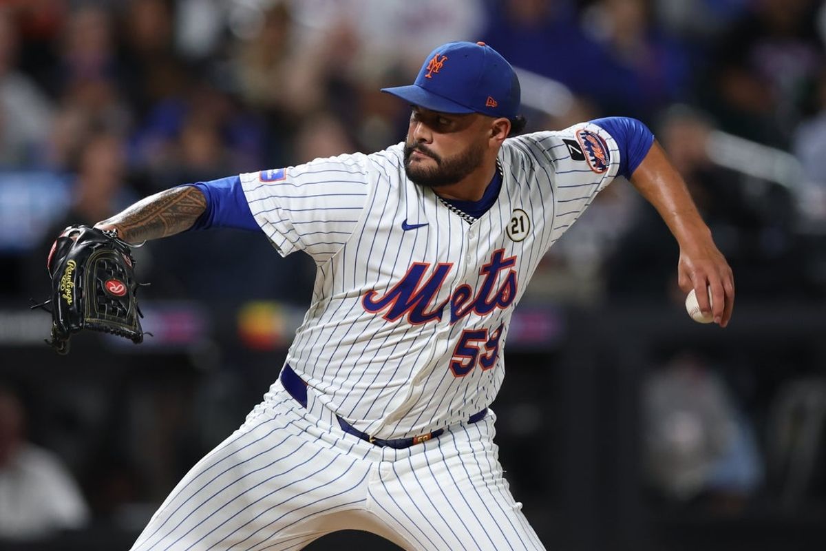 Sep 16, 2025; New York City, New York, USA; New York Mets starting pitcher Sean Manaea (59) delivers a pitch during the fifth inning against the San Diego Padres at Citi Field. Mandatory Credit: Vincent Carchietta-Imagn Images