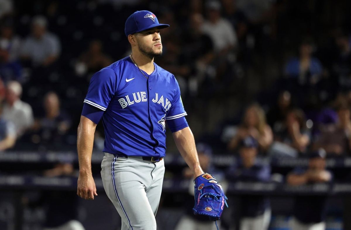 Sep 16, 2025; St. Petersburg, Florida, USA;  Toronto Blue Jays starting pitcher Jose Berrios (17) walks to the dugout after he pitched the fourth inning against the Tampa Bay Rays at George M. Steinbrenner Field. Mandatory Credit: Kim Klement Neitzel-Imagn Images