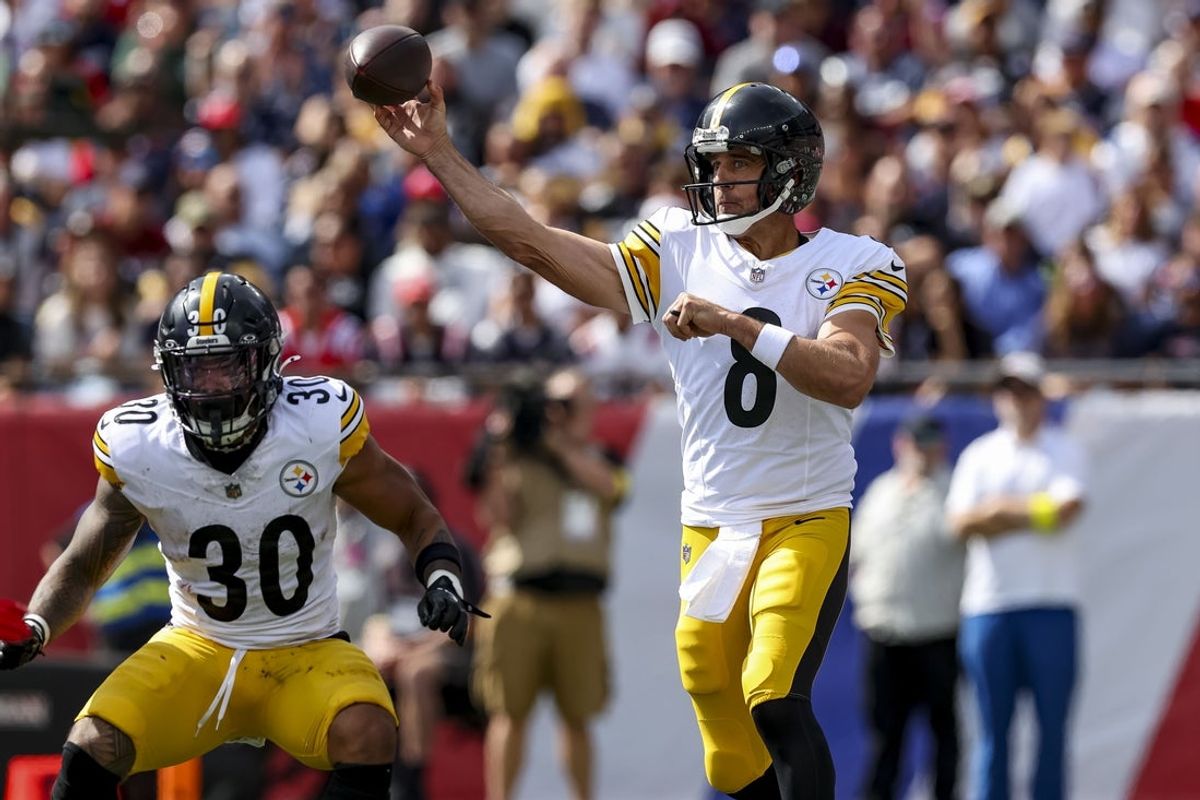 Sep 21, 2025; Foxborough, Massachusetts, USA; Pittsburgh Steelers quarterback Aaron Rodgers (8) makes a pass during the first quarter at Gillette Stadium. Mandatory Credit: Paul Rutherford-Imagn Images