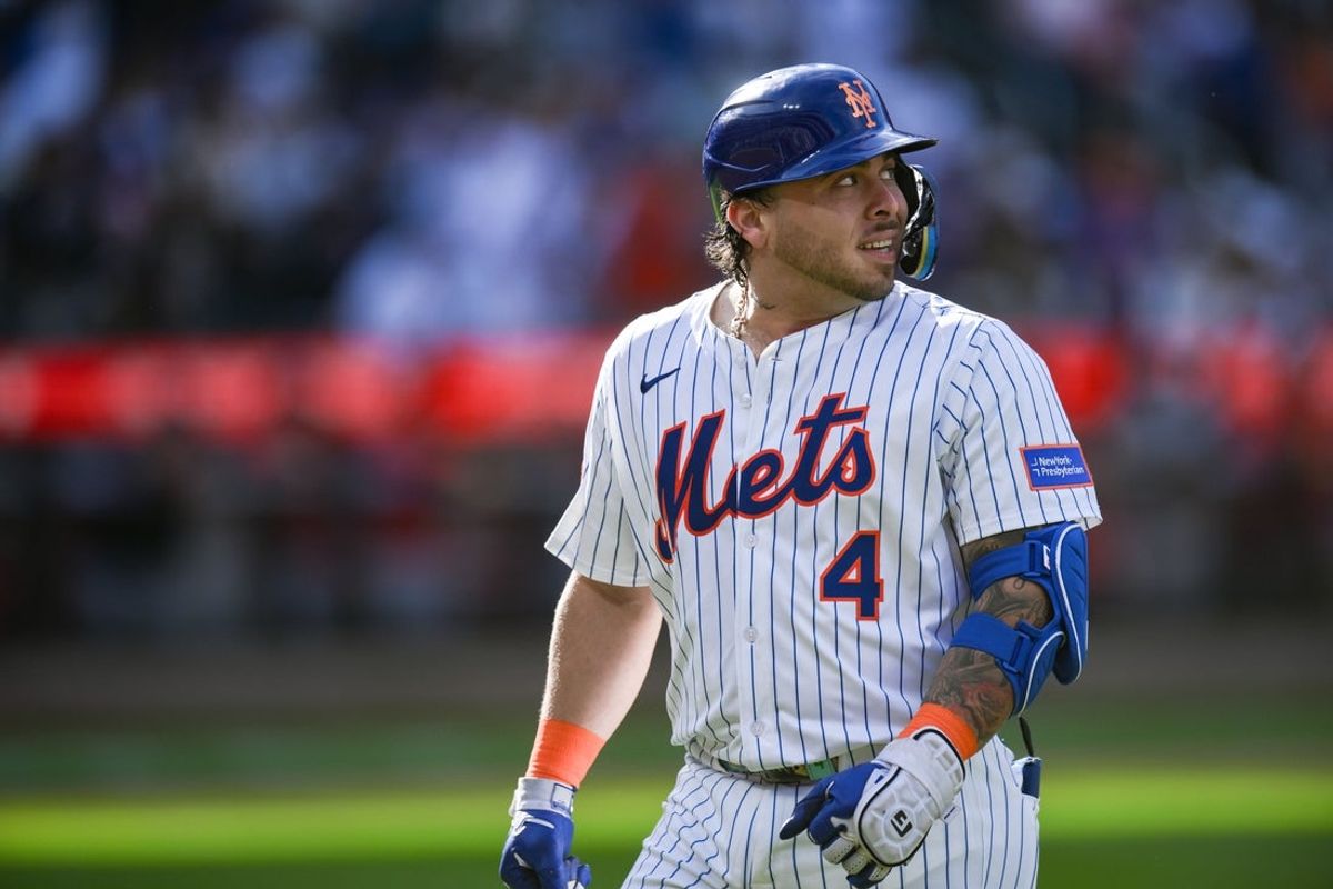 Sep 21, 2025; New York City, New York, USA; New York Mets catcher Francisco Alvarez (4) reacts after hitting a deep fly ball for an out during the ninth inning against the Washington Nationals at Citi Field. Mandatory Credit: John Jones-Imagn Images