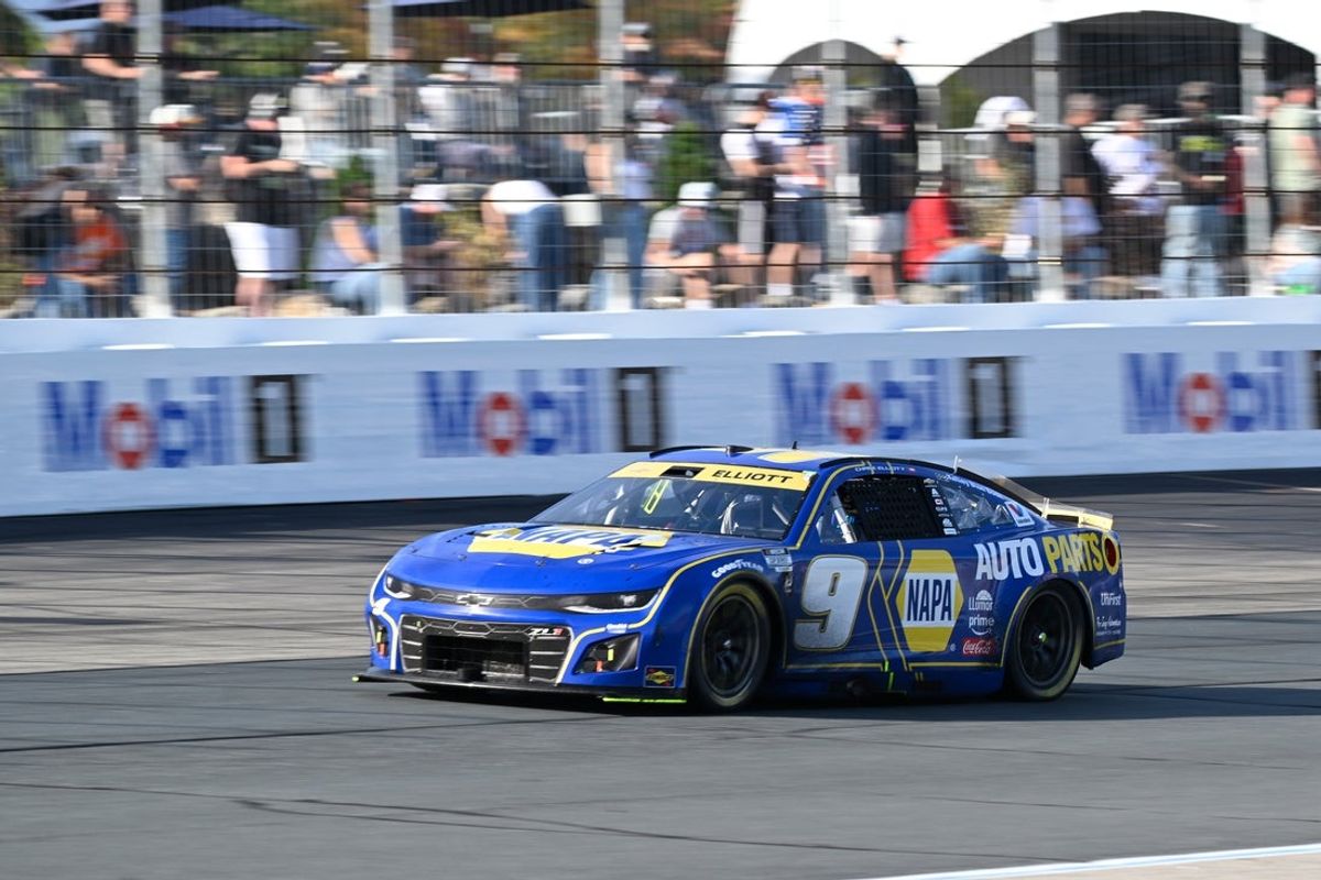 Sep 21, 2025; Loudon, New Hampshire, USA; NASCAR Cup Series driver Chase Elliott (9) races in the Mobil 1 301 at New Hampshire Motor Speedway. Mandatory Credit: Eric Canha-Imagn Images