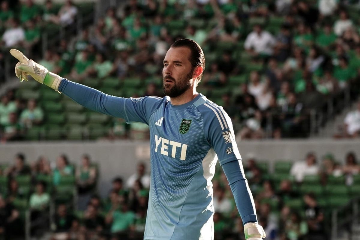 Sep 21, 2025; Austin, Texas, USA; Austin FC goalkeeper Brad Stuver (1) calls to team during the first half against Seattle Sounders FC at Q2 Stadium. Mandatory Credit: Dustin Safranek-Imagn Images